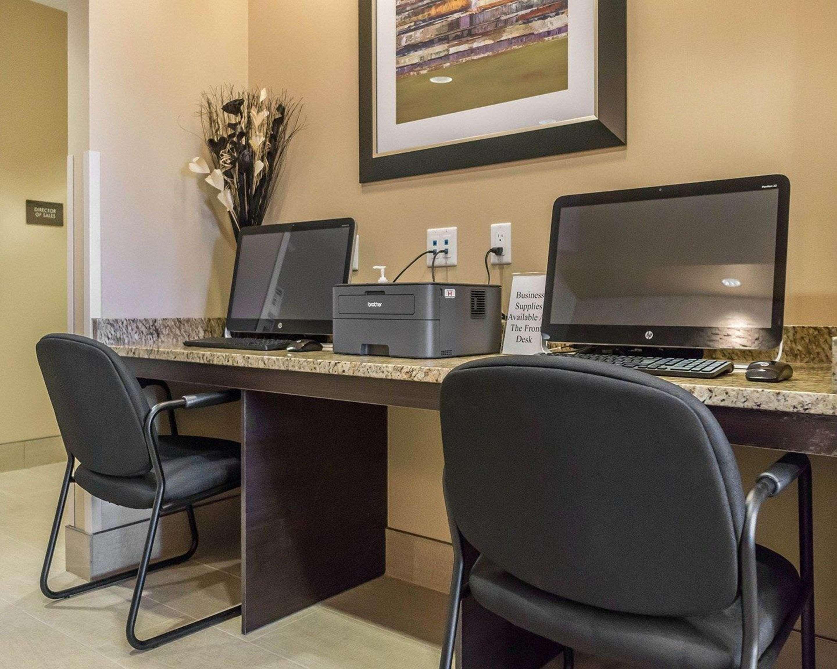 Comfort Inn & Suites Edmonton International Airport Nisku Eksteriør bilde