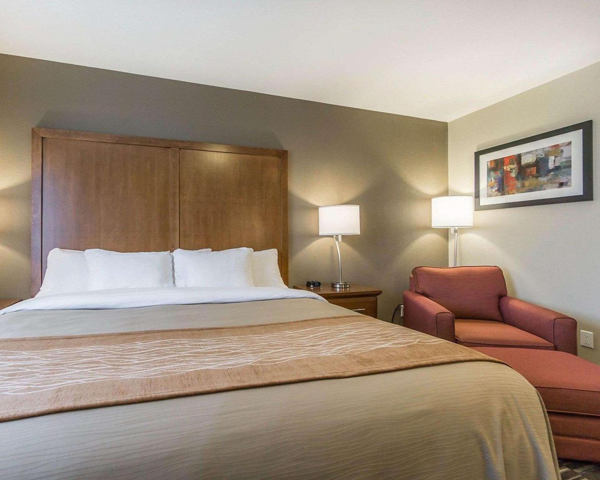 Comfort Inn & Suites Edmonton International Airport Nisku Eksteriør bilde